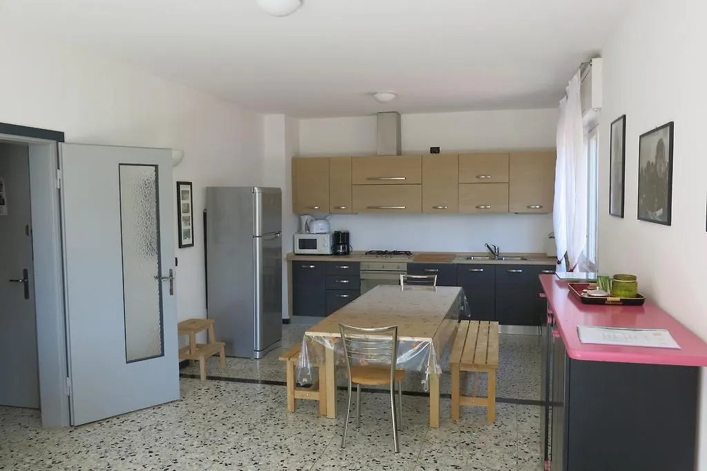 Armonia Del Lago Apartment Lenno Italy
